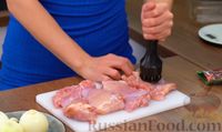 Фото приготовления рецепта: Шашлык из курицы в духовке (в кефирном маринаде) - шаг №1