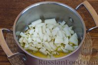 Фото приготовления рецепта: Картофельный крем-суп с луком-пореем - шаг №4
