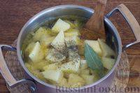 Фото приготовления рецепта: Картофельный крем-суп с луком-пореем - шаг №8