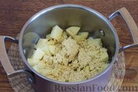 Фото приготовления рецепта: Суп с пшеном и картофелем - шаг №3