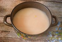Фото приготовления рецепта: Молочный суп с фасолью, кукурузой и обжаренным луком - шаг №7