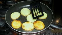 Фото приготовления рецепта: Жареные креветки по-индонезийски, в соусе сатэй - шаг №4