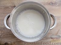 Фото приготовления рецепта: Молочное желе с мандаринами (на агар-агаре) - шаг №4