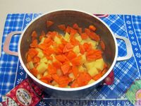 Фото приготовления рецепта: Овощной суп-пюре с творожно-мясными фрикадельками - шаг №15