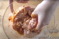 Фото приготовления рецепта: Шашлык из куриных бёдрышек в маринаде из ряженки (в духовке) - шаг №5