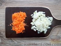 Фото приготовления рецепта: Суп с фрикадельками, грибами и плавленым сыром - шаг №4