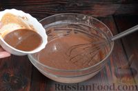 Фото приготовления рецепта: Шоколадные панкейки на молоке - шаг №7