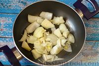Фото приготовления рецепта: Грибной крем-суп с тыквой - шаг №4