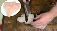 Фото приготовления рецепта: Дрожжевые пирожки с картошкой и грибами (в духовке) - шаг №4