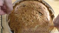 Фото приготовления рецепта: Капустный заливной пирог с овсянкой, грибами и сыром - шаг №21