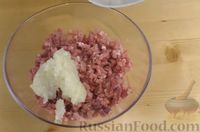 Фото приготовления рецепта: Мясные зразы-"яйца" с картофельным пюре и сыром (в духовке) - шаг №5