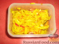 Фото приготовления рецепта: Салат с языком, опятами и овощами по-корейски - шаг №8