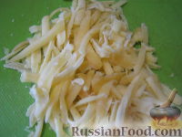 Фото приготовления рецепта: Запеканка из макарон, сыра и куриной печени - шаг №8