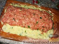 Фото приготовления рецепта: Мясной рулет в сырно-картофельной оболочке - шаг №3