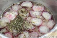 Фото приготовления рецепта: Крем-суп из редиса с обжаренным фаршем - шаг №7