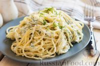 Фото приготовления рецепта: Спагетти с творожно-сливочным соусом - шаг №8