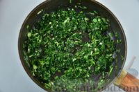 Фото приготовления рецепта: Постные лепёшки с начинкой из зелени (на сковороде) - шаг №5