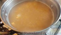 Фото приготовления рецепта: Чечевичный суп-пюре с помидорами, сельдереем и копчёным беконом - шаг №11