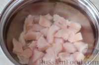 Фото приготовления рецепта: Суп с куриным филе, печенью и лапшой - шаг №3