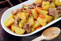 Фото к рецепту: Индейка, тушенная с картошкой, морковью и луком