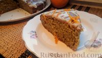 Фото к рецепту: Апельсиновый пирог с кукурузной мукой, кориандром и глазурью
