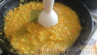 Фото приготовления рецепта: Апельсиновый пирог с кукурузной мукой, кориандром и глазурью - шаг №7