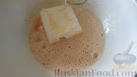 Фото приготовления рецепта: Апельсиновый пирог с кукурузной мукой, кориандром и глазурью - шаг №13