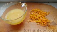 Фото приготовления рецепта: Апельсиновый пирог с кукурузной мукой, кориандром и глазурью - шаг №20