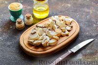Фото приготовления рецепта: Хек с грибами, запечённый в сливочно-горчичном соусе - шаг №3