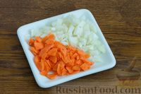 Фото приготовления рецепта: Гречневая каша с капустой, морковью и луком - шаг №2