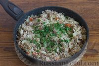 Фото приготовления рецепта: Гречневая каша с капустой, морковью и луком - шаг №8
