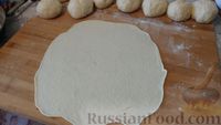 Фото приготовления рецепта: Слоёный дрожжевой пирог с адыгейским сыром - шаг №12