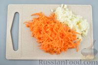 Фото приготовления рецепта: Сырный суп с рисом и куриными кнелями - шаг №2