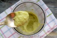 Фото приготовления рецепта: Фруктовый салат с заправкой из авокадо и йогурта - шаг №9