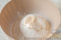 Фото приготовления рецепта: Дукатовые булочки с ванильным кремом - шаг №5