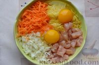 Фото приготовления рецепта: Картофельная запеканка с курицей и щавелем - шаг №7