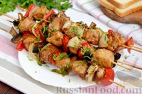Фото приготовления рецепта: Шашлык из куриного филе с грибами и овощами (в духовке) - шаг №12