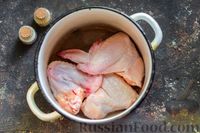 Фото приготовления рецепта: Куриный суп с плавленым сыром и болгарским перцем - шаг №2