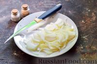 Фото приготовления рецепта: Куриный суп с плавленым сыром и болгарским перцем - шаг №5