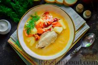Фото приготовления рецепта: Куриный суп с плавленым сыром и болгарским перцем - шаг №12