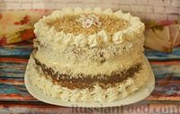 Фото к рецепту: Пряный торт с сухофруктами, сгущёнкой и сливочно-сырным кремом