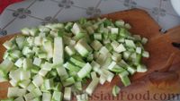 Фото приготовления рецепта: Суп с фрикадельками, овощами, шпинатом и перловкой (на курином бульоне) - шаг №11