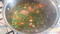 Фото приготовления рецепта: Суп с фрикадельками, овощами, шпинатом и перловкой (на курином бульоне) - шаг №25