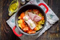 Фото приготовления рецепта: Картофельный суп-пюре с беконом и черносливом - шаг №7