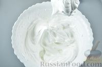 Фото приготовления рецепта: Торт "Графские развалины" из безе и масляного крема - шаг №5