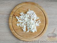 Фото приготовления рецепта: Куриные рулетики с грибами, маслинами и сыром (в духовке) - шаг №2