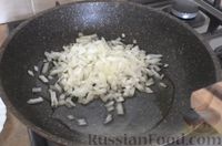 Фото приготовления рецепта: "Колбаса" из крошек с кусочками грибов и курицы - шаг №12