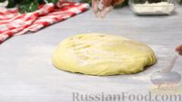 Фото приготовления рецепта: Пончики "Берлинеры" с клубничной начинкой - шаг №9