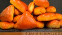 Фото приготовления рецепта: Компот из чёрной смородины с апельсином (на зиму) - шаг №9