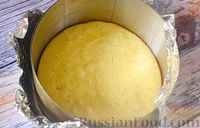 Фото приготовления рецепта: Торт на майонезе и сгущёнке, со сметанным кремом - шаг №11